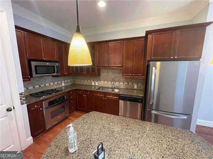 Property Photo:  3635 E Paces Circle 1210  GA 30326 