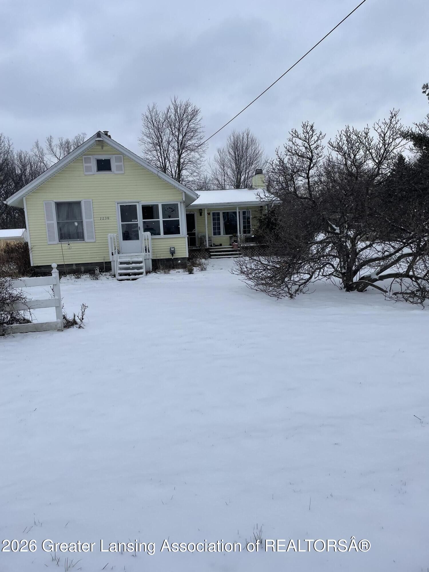 Property Photo:  1230 W Wieland Road  MI 48906 