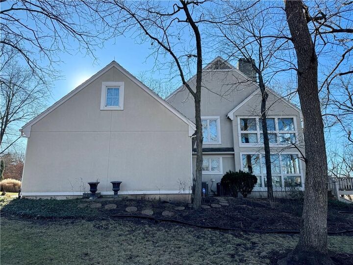 Property Photo:  10580 S Glenview Lane  KS 66061 