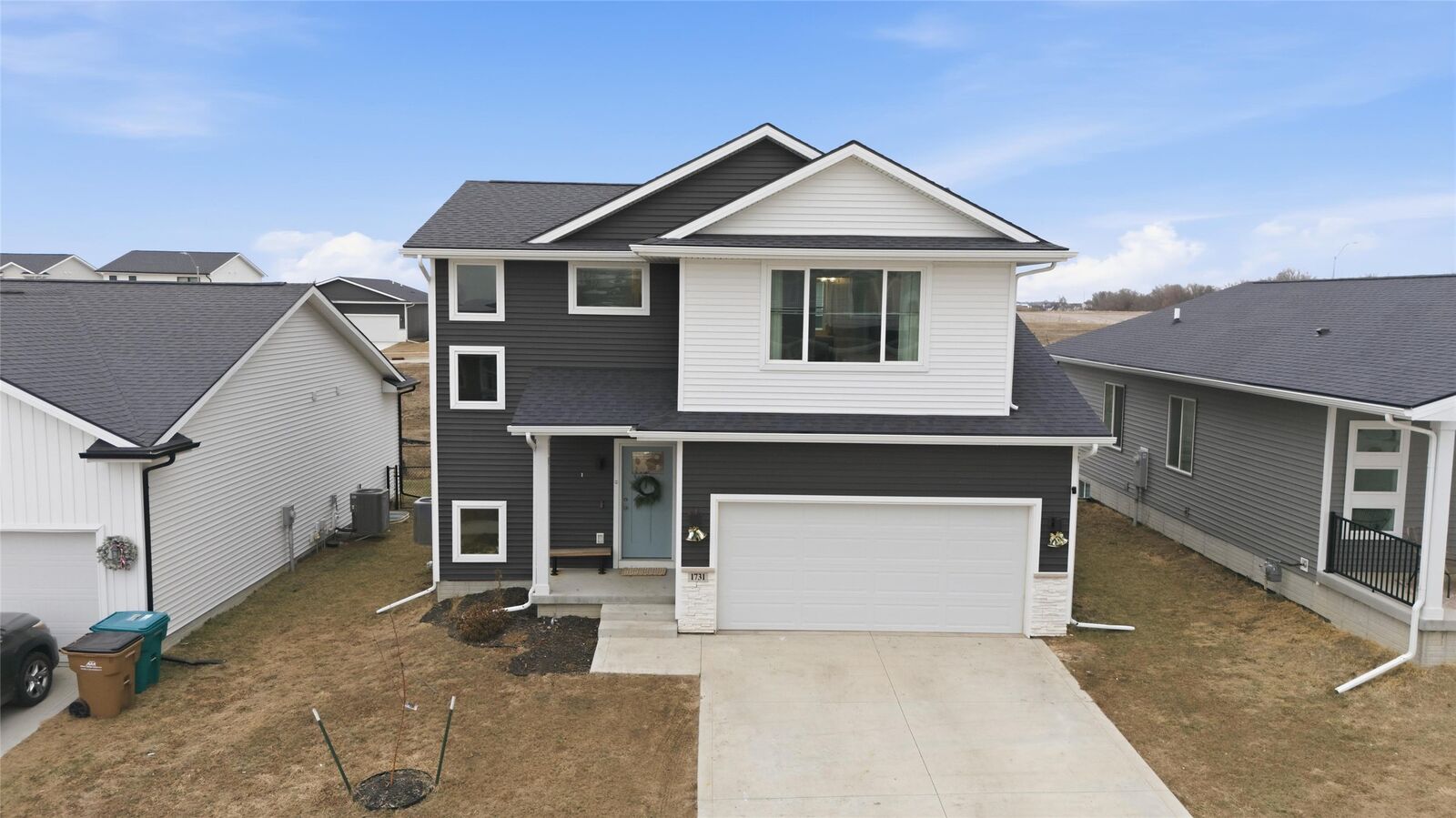 Property Photo: 1731 Ashwood Avenue IA 50211