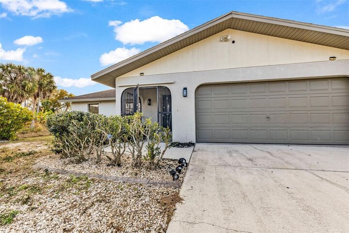 Property Photo:  21499 Sheldon Avenue  FL 33952 