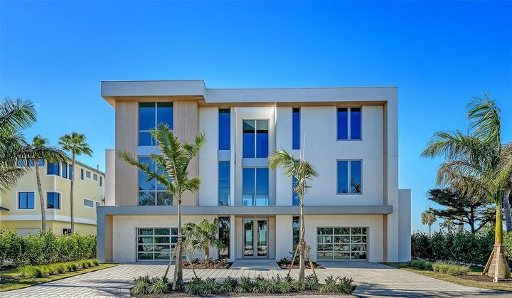 Property Photo:  6489 Gulfside Road  FL 34228 