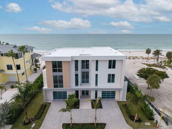 Property Photo:  6489 Gulfside Road  FL 34228 