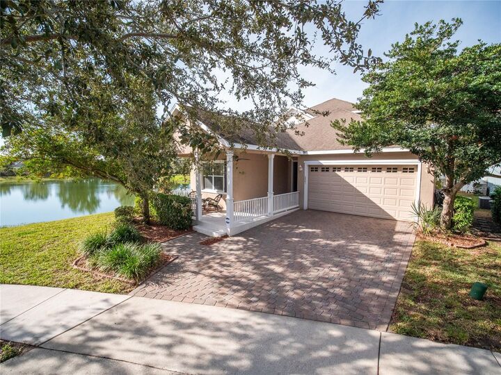 Property Photo:  6841 Helmsley Circle  FL 34786 