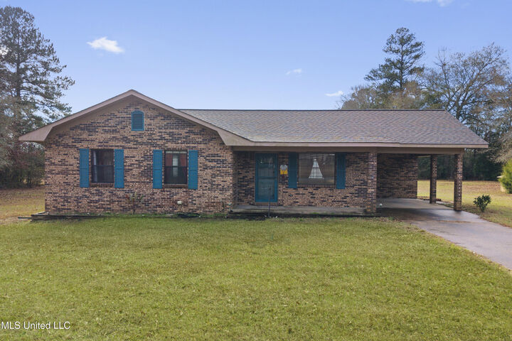 Property Photo: 373 Chill Churchwell Loop MS 39452