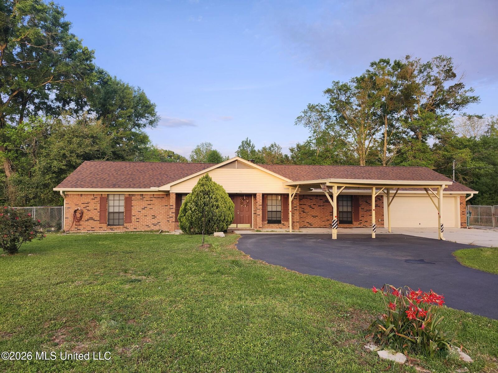 Property Photo:  596 Tegarden Road  MS 39507 