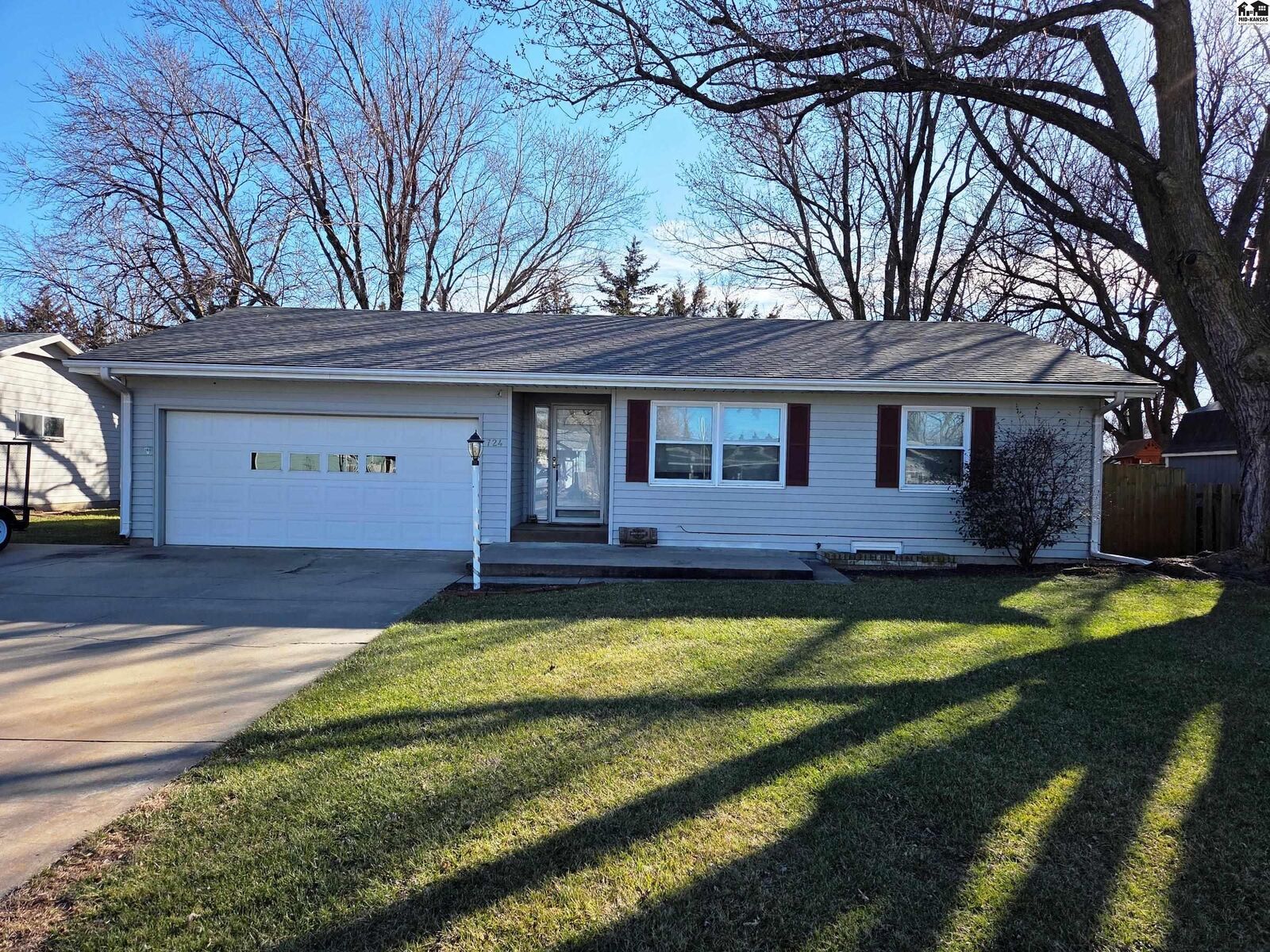 Property Photo: 724 Random Rd KS 67062