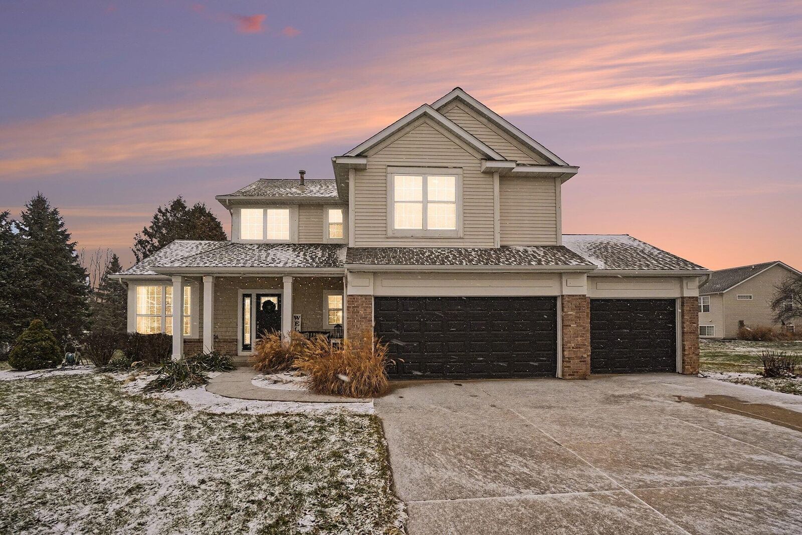 Property Photo:  1464 Hillridge Way  MI 49464 