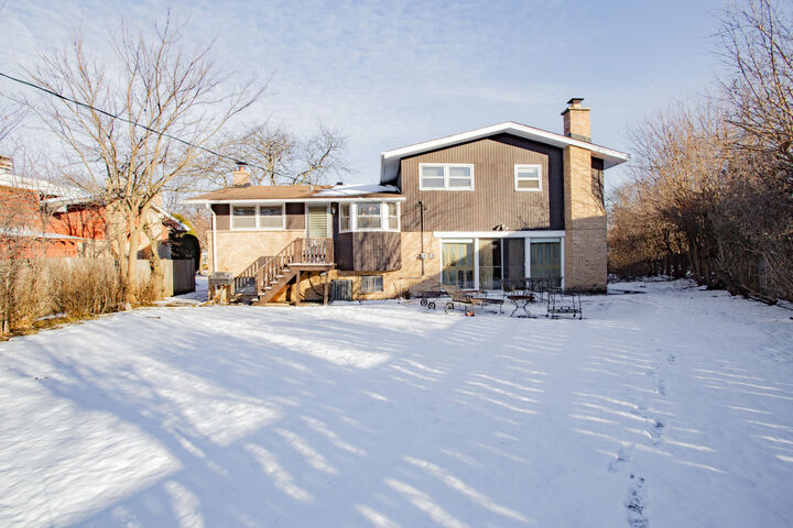 Property Photo: 201 Valley View Drive IL 60091