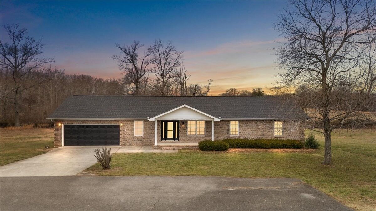 Property Photo:  183 Gilliam Ln  TN 37388 
