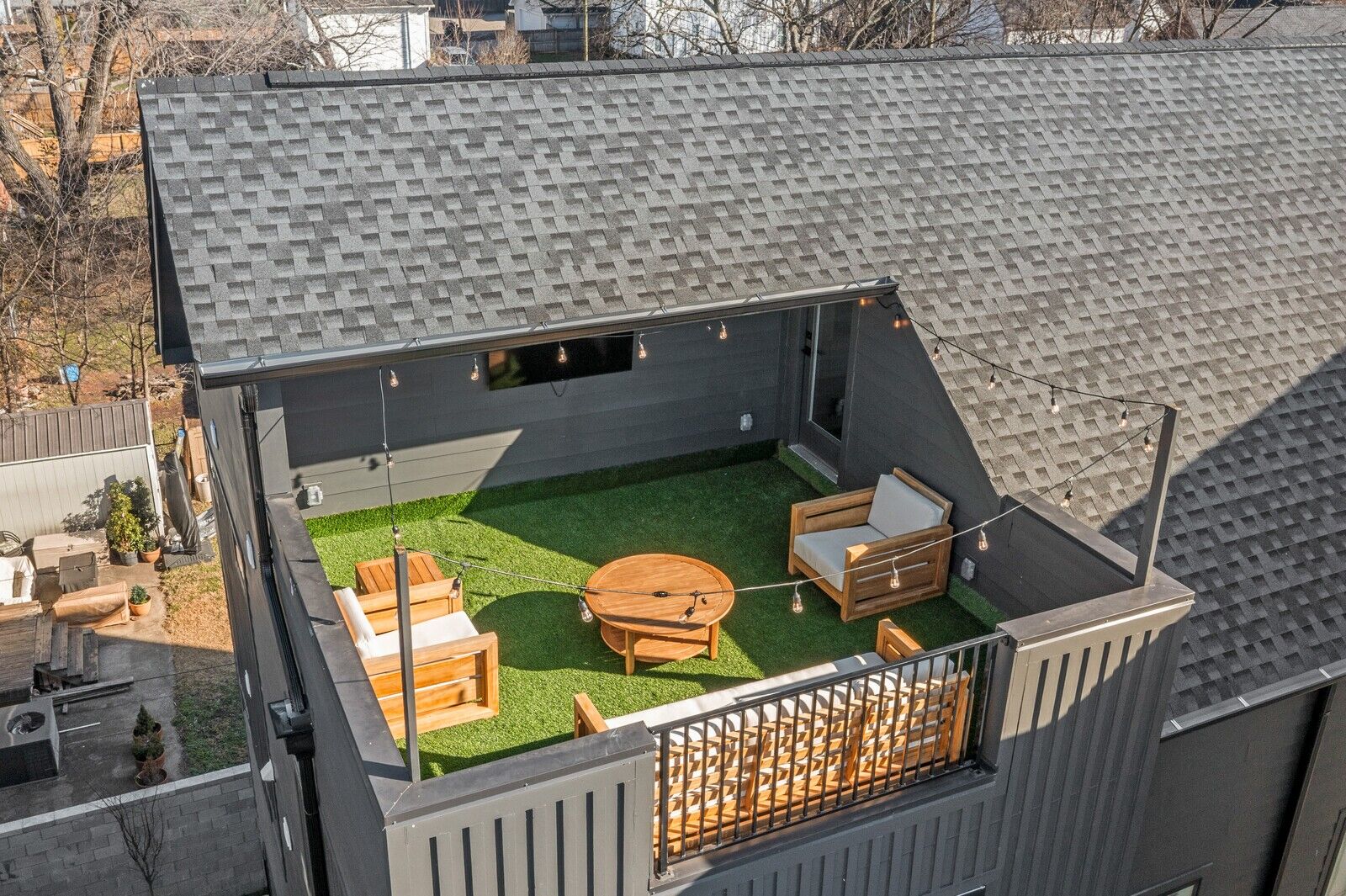 Property Photo:  5011A Illinois Ave  TN 37209 