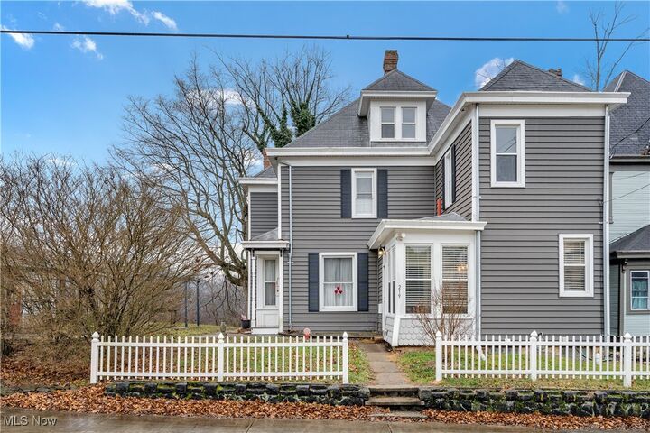 Property Photo: 219 Pennsylvania Avenue OH 43920