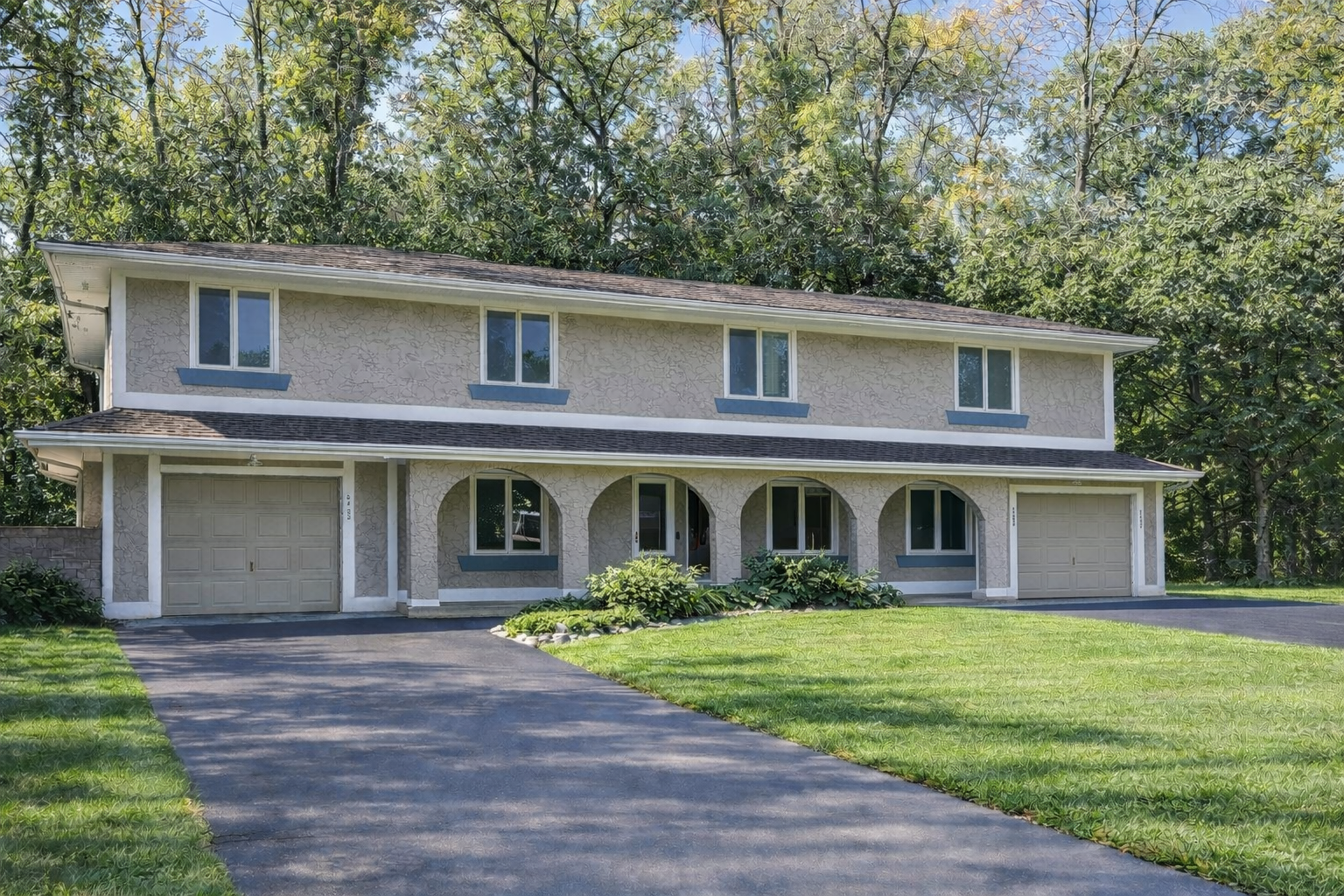 Property Photo:  5420/5422 Mallard Lne  MN 55331 