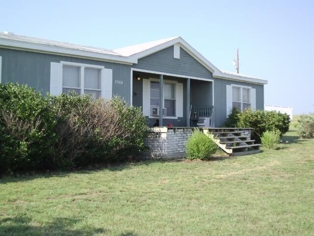Property Photo:  2566 County Road 2320  TX 76234 