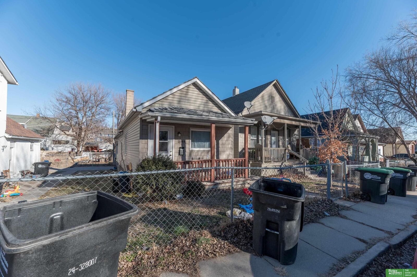 Property Photo: 2544 Rees Street NE 68105