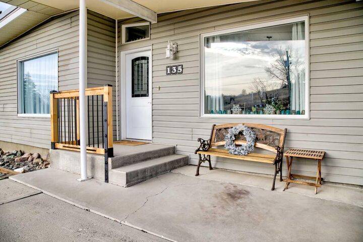 Property Photo: 135 5 Avenue E AB T0K 0K0