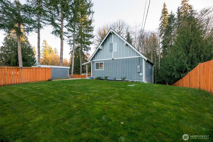 Property Photo:  25304  Old Owen Road  WA 98272 