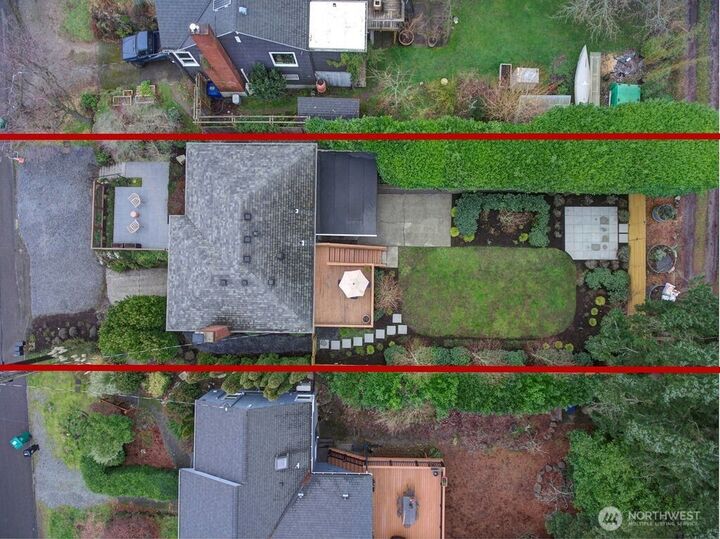 Property Photo:  920 NW 96th Street  WA 98117 