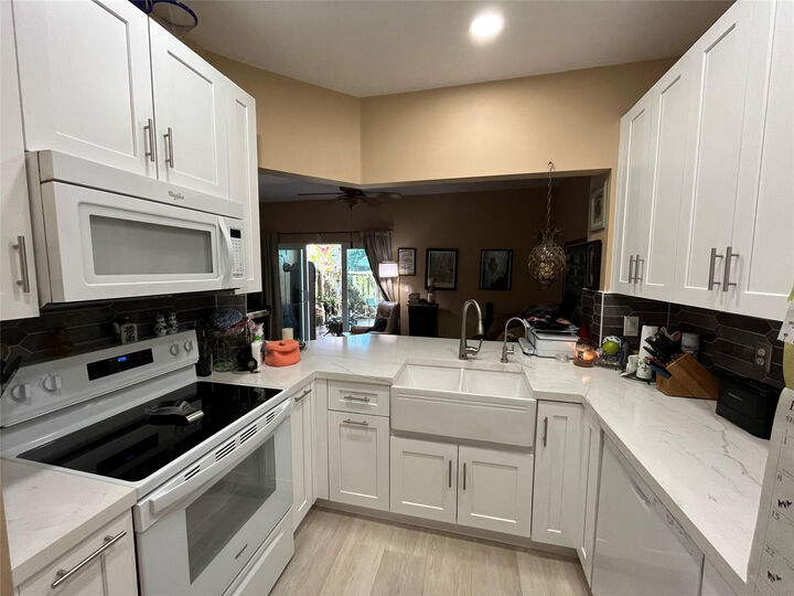 Property Photo:  1210 NW 100th Avenue  FL 33024 