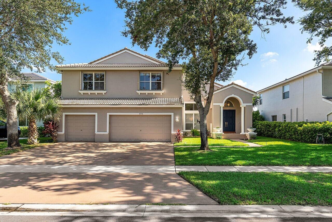 Property Photo:  6376 Shadow Tree Lane  FL 33463 