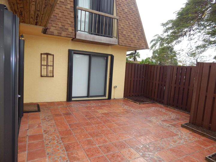 Property Photo: 110 N Delaware Boulevard 13C FL 33458