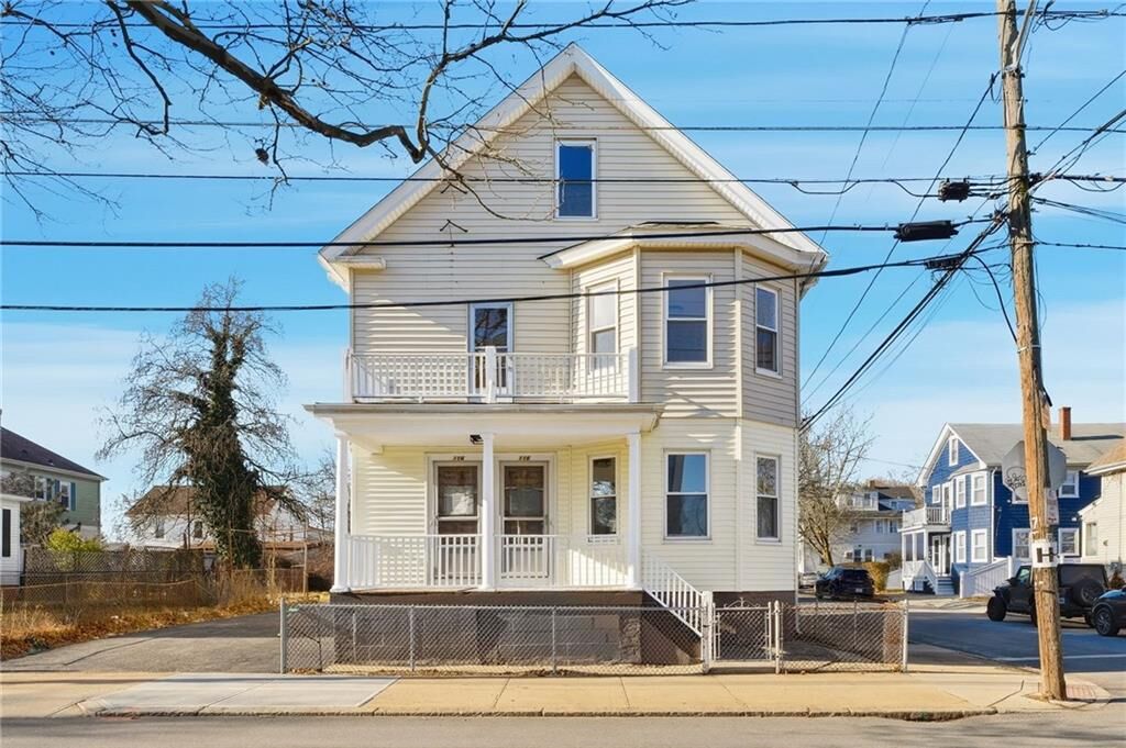 Property Photo:  116 Mount Pleasant Avenue  RI 02908 