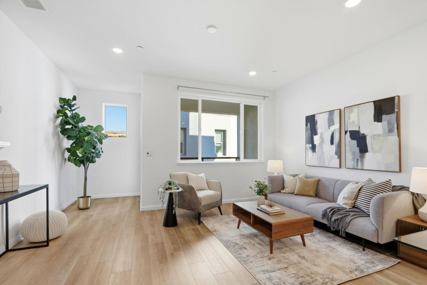 Property Photo: 706 Fruit Ranch Loop CA 95133