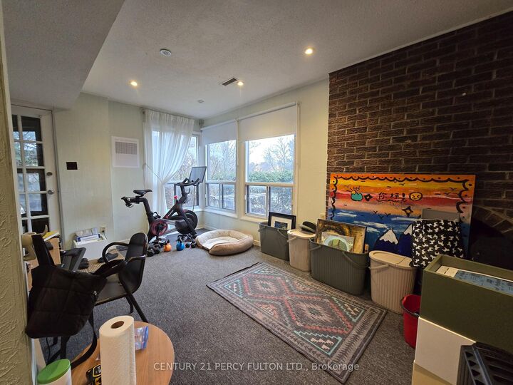 Property Photo:  28 Spire Hillway N/A  ON M2H 3A4 