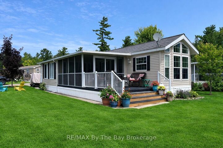 15 Kenora Trail — photo 1