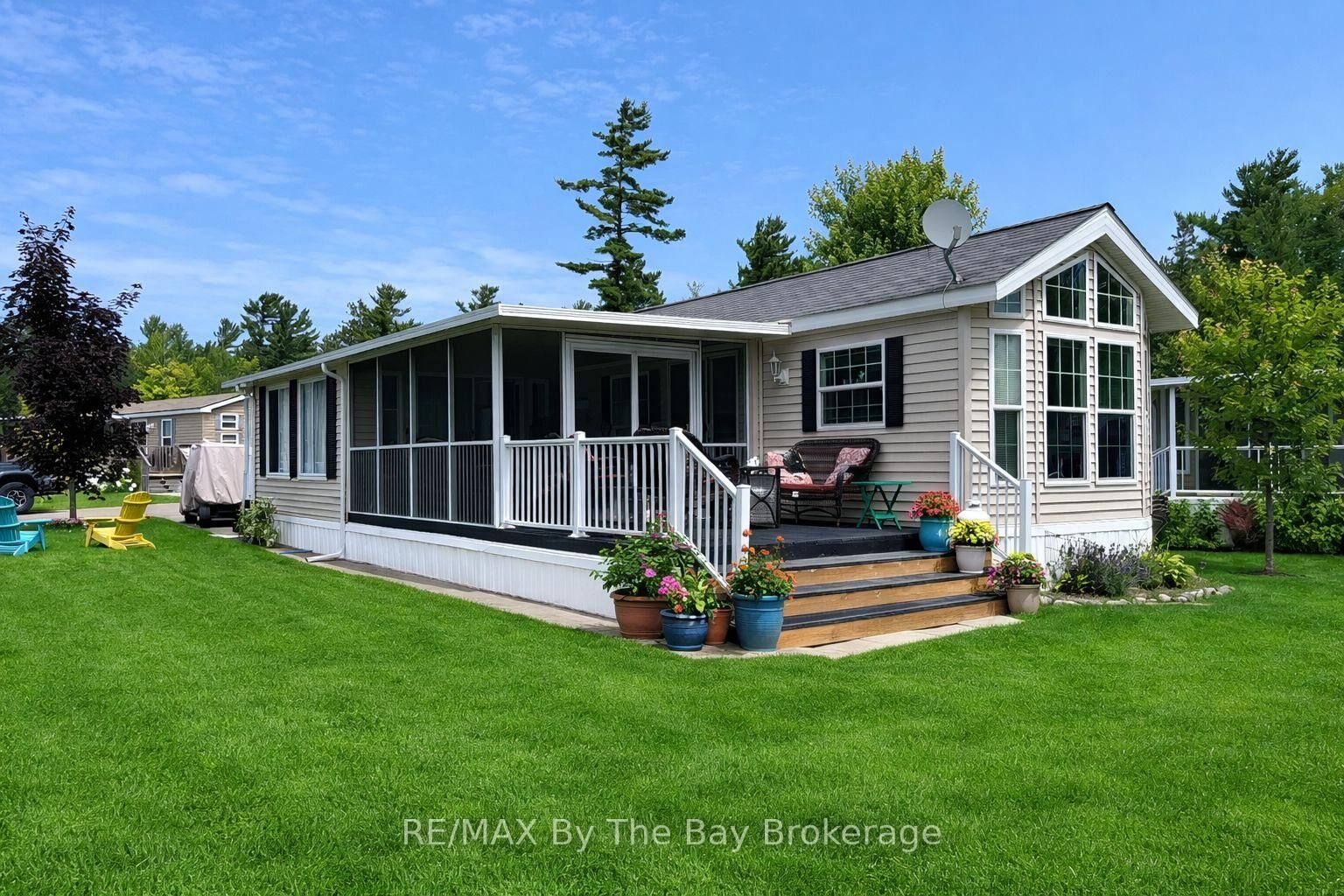 Property Photo: 15 Kenora Trail ON L9Z 1X7