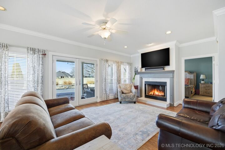 Property Photo:  3912 N Battle Creek Drive  OK 74012 