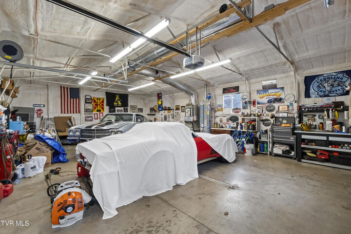 Property Photo:  534 White Oak Circle  TN 37764 