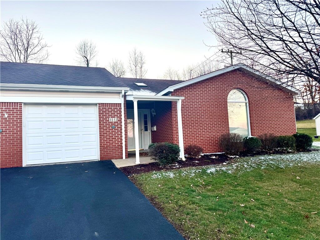 Property Photo:  1512 Timothy Drive  PA 15650 