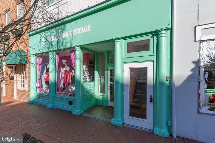 Property Photo:  809 Caroline Street 301  VA 22401 