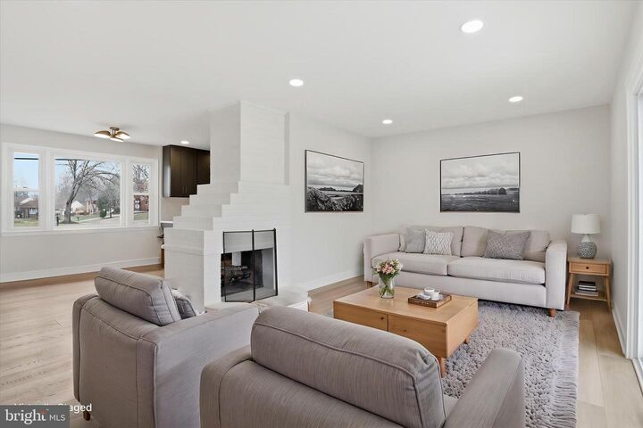 Property Photo:  14801 Carlbern Drive  VA 20120 