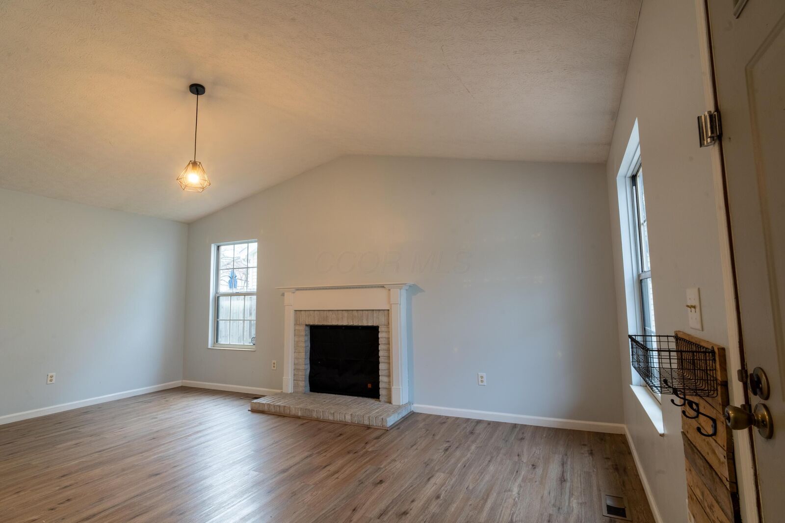 Property Photo: 3571 Frenchpark Drive OH 43231