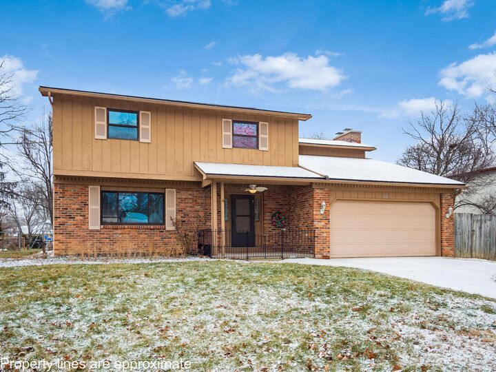 Property Photo:  1138 Slade Avenue  OH 43235 