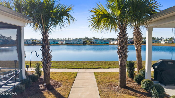 Property Photo: 8647 Shell Sink Drive FL 32413