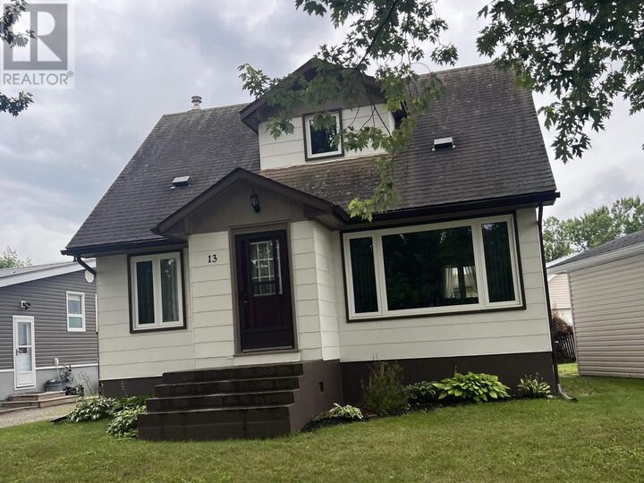 13 Spruce Rd — photo 1