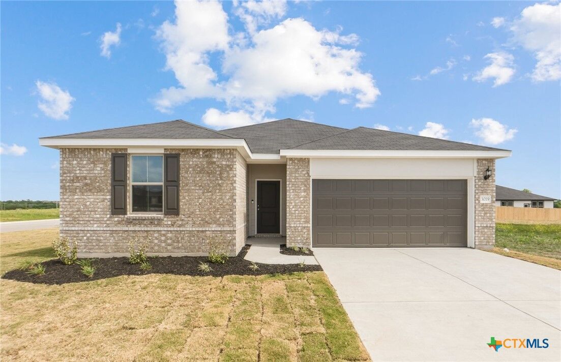 Property Photo:  3019 Titus Court  TX 76501 