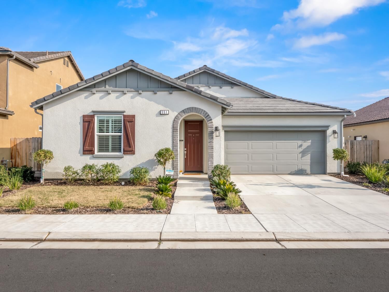 Property Photo: 551 Talus Way S CA 93636