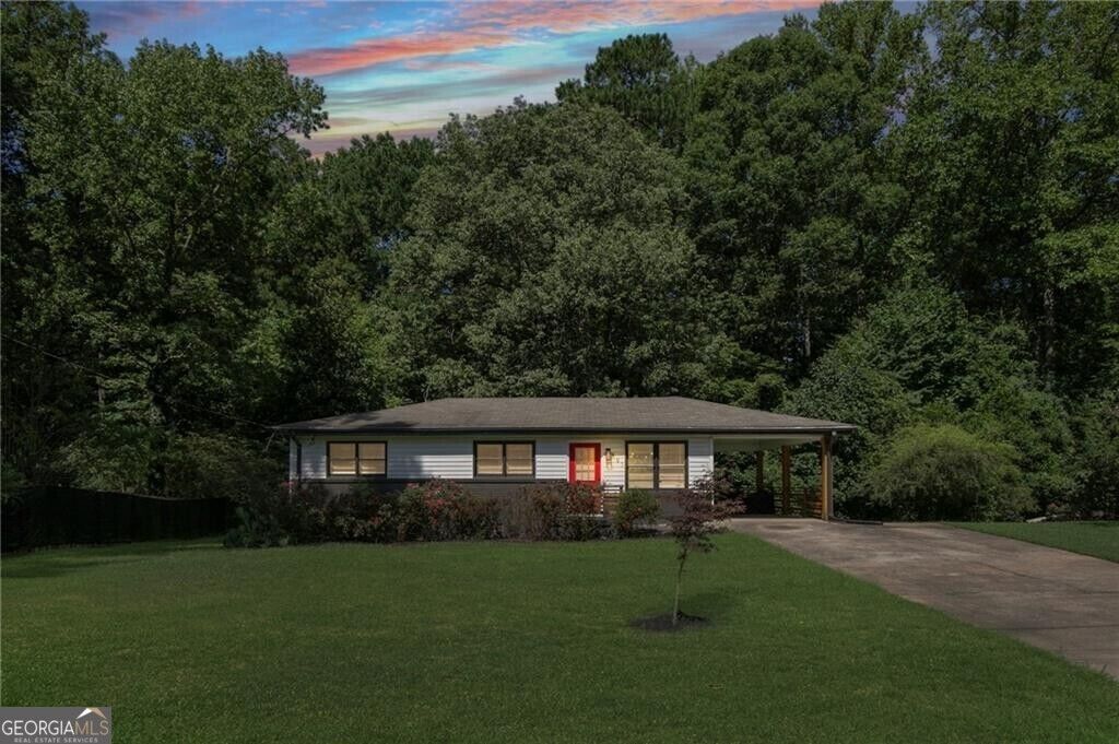 Property Photo: 891 Scott Lane SW GA 30008