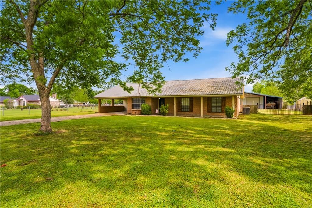 Property Photo:  310 Pauline Drive  LA 71303 
