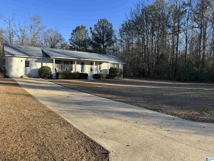 Property Photo:  108 Holiday Estates Drive  AL 35054 