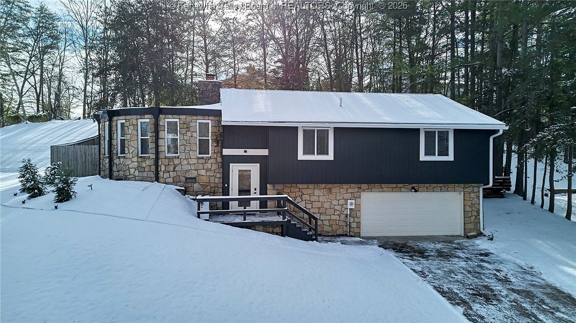 Property Photo:  123 Woodbridge Drive  WV 25311 