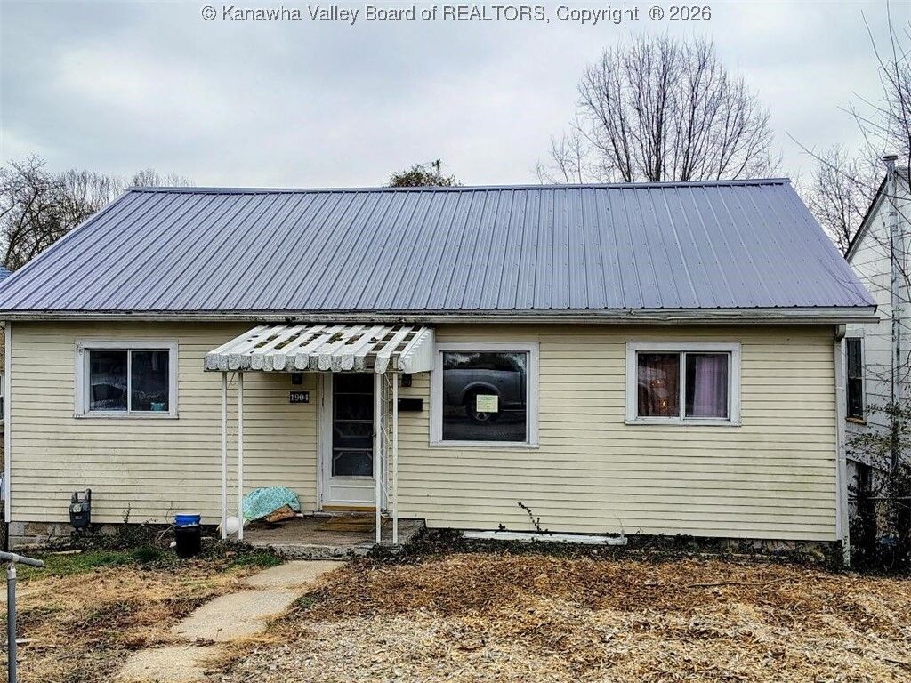 Property Photo:  1904 Hudson Street  WV 25302 