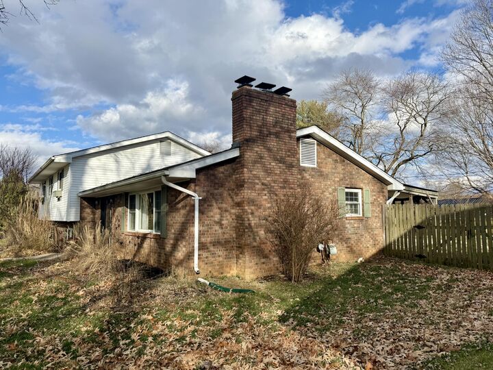 Property Photo:  123 Hillandale Drive  KY 42501 