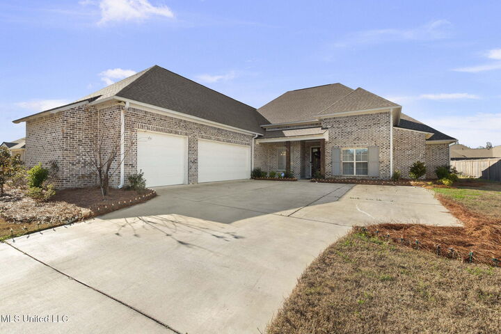 Property Photo:  615 Crossvine Ridge  MS 39110 
