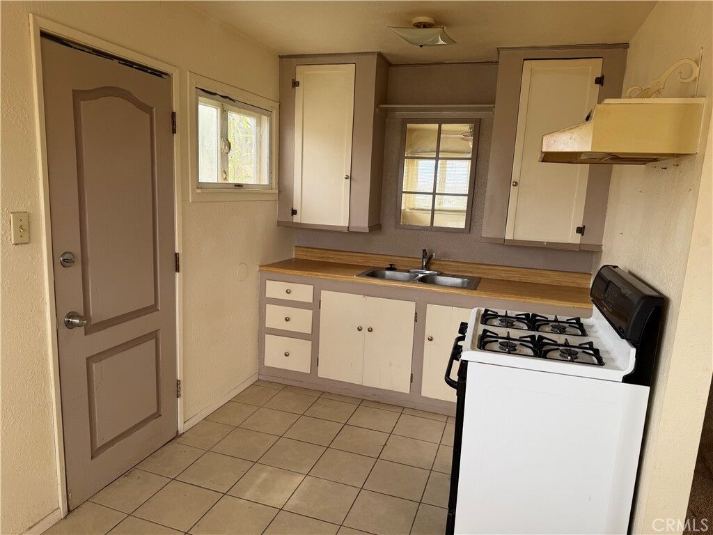 Property Photo: 6676 Pine CA 92277