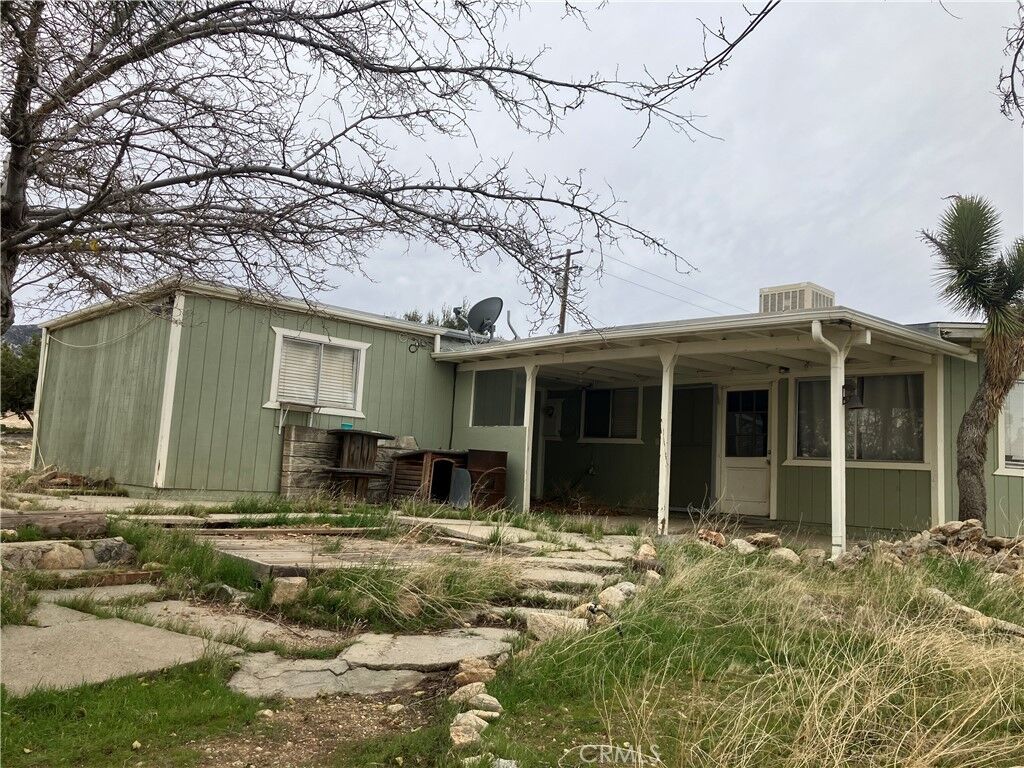 Property Photo: 1366 Freds CA 92372